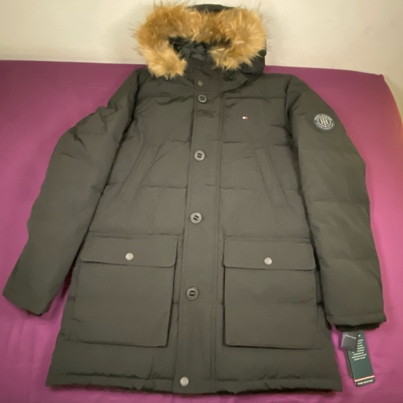 Tommy Hilfiger Arctic Cloth Fur Hooded Heavyweight Jacket - Picture 1 of 10
